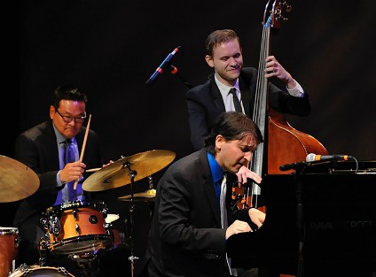 Tamir Hendelman Trio