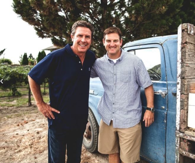 Passing Time: A Virtual Wine Tasting & Talk with Dan Marino and Damon Huard