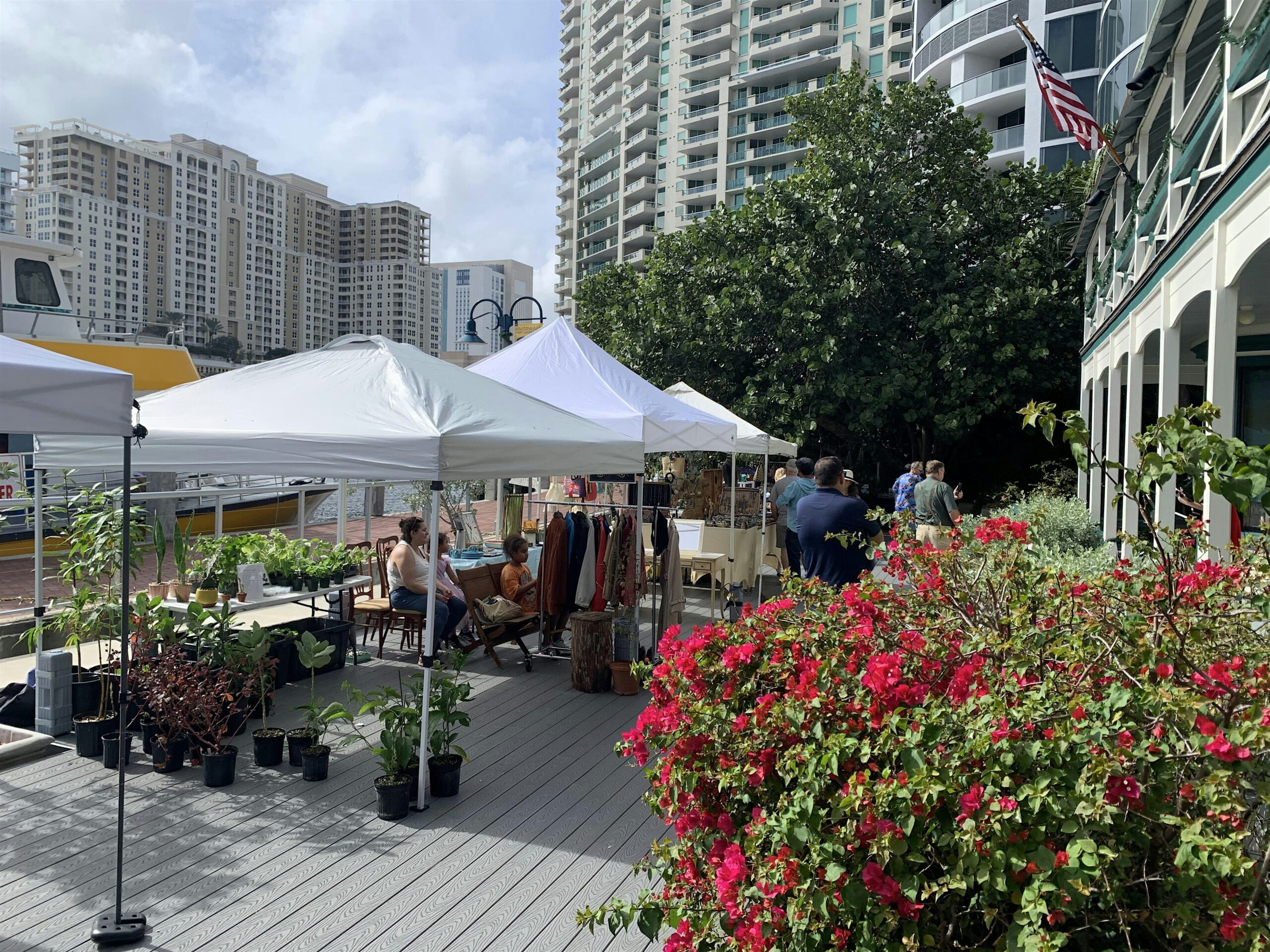 Stranahan Farmer's Bazaar